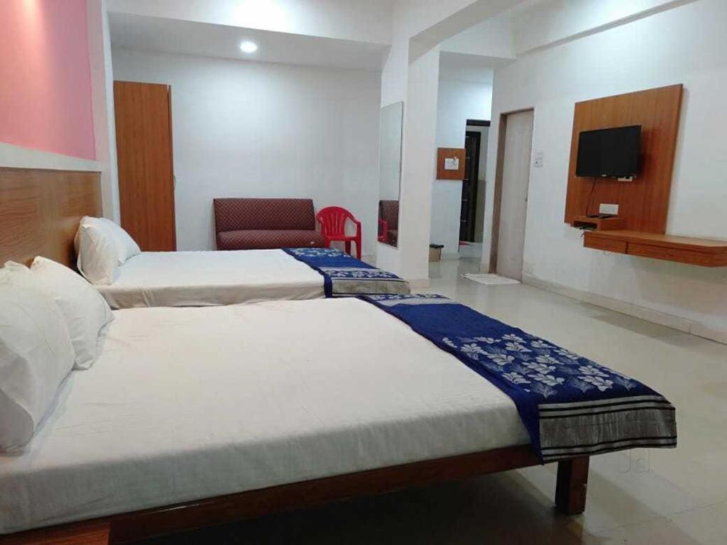Amarnāth Hotel Sai Leela Loadging & Boarding מראה חיצוני תמונה
